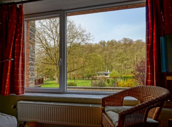 Cost of Fiberglass Window Repair in Grand Haven
